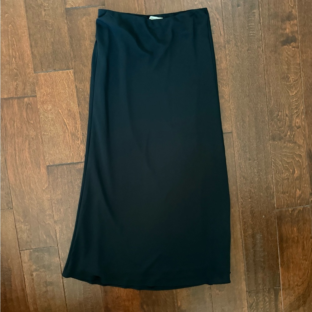 Abercrombie & Fitch Black Satin Maxi Skirt size SP